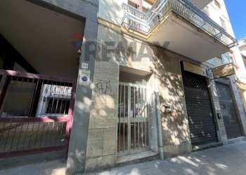 Edificio all\'aperto - Apartment Viale umberto
 
117, Sassari - photo 2