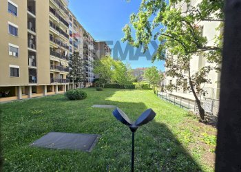 Edificio all\'aperto - Trilocale Via Antonio Martinazzoli
 
3, Milano - foto 17