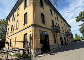 Edificio all\'aperto - Bilocale Via Tre Castelli
 
45, Milano - foto 1