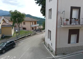 Edificio all\'aperto - Three-room apartment via roma
 
17, Ceppaloni - photo 6