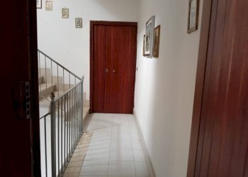 Hall / corridoio - Three-room apartment via roma
 
17, Ceppaloni - photo 8