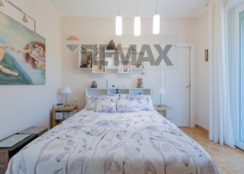 Camera / camera da letto - Terraced Villa via martiri di belfiore
29, Olgiate Olona - photo 9