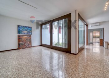 Stanza vuota - Villa Via Guido Rossa
 
2, Tezze sul Brenta - photo 5