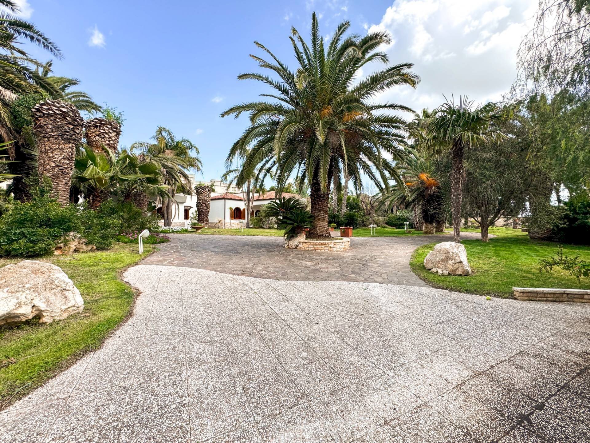 Foto 1 - Villa via calore
 
3, Lecce - photo 1