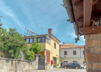 Foto 2 - Semi-detached house Via Soncini
 
143, Trieste - photo 2