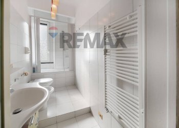 Bagno - Two-room apartment Viale Gramsci
 
158, Sesto San Giovanni - photo 7