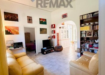 Soggiorno - Four-room apartment Via Nuova Buffa
 
46, Palermo - photo 1