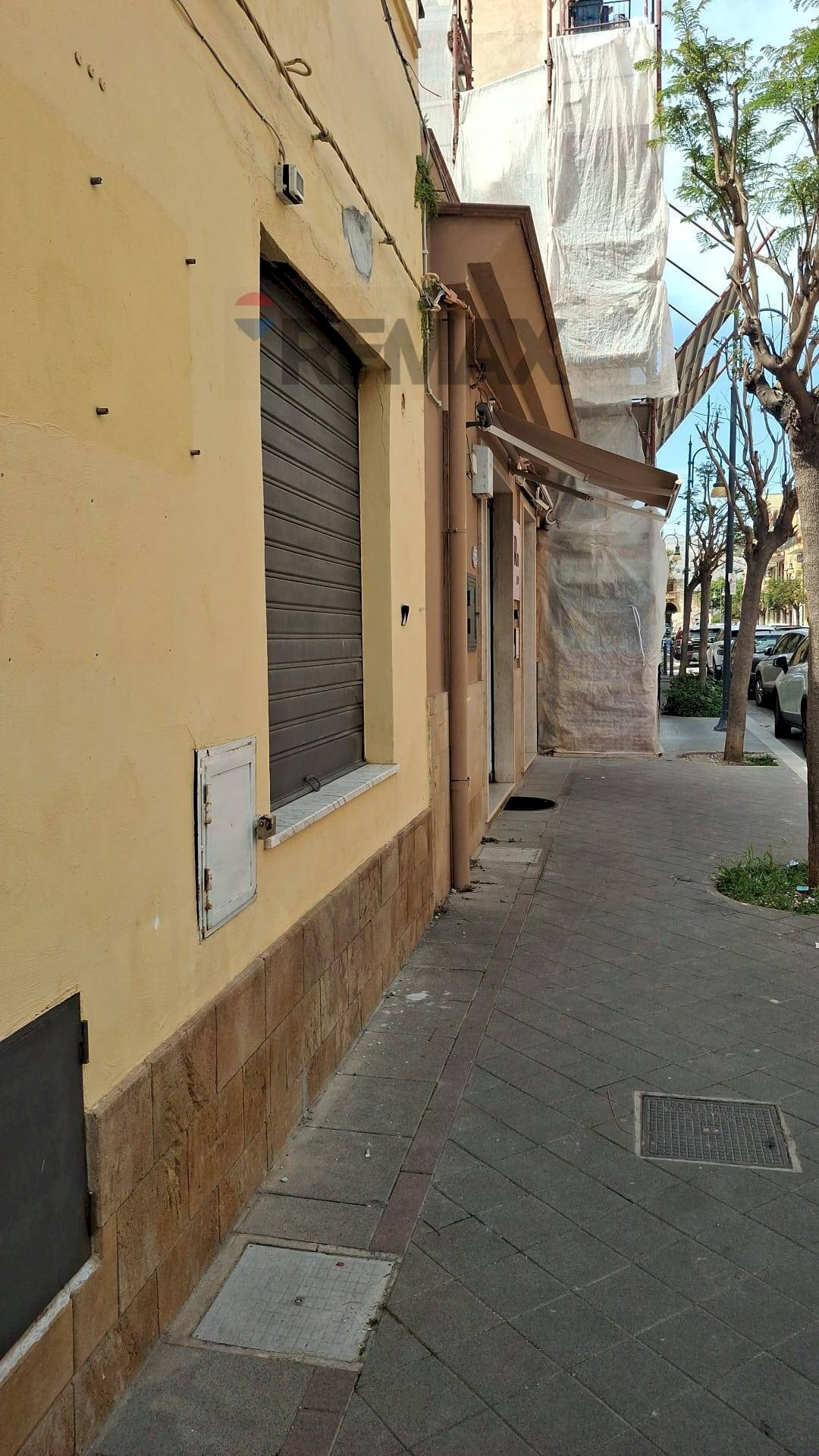 Edificio all\'aperto - Locale Commerciale corso filangeri
51, Santa Flavia - foto 3