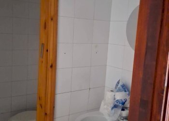 Bagno - Locale Commerciale corso filangeri
51, Santa Flavia - foto 10