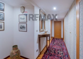 Hall / corridoio - Appartamento Via Resuttana
 
331, Palermo - foto 9