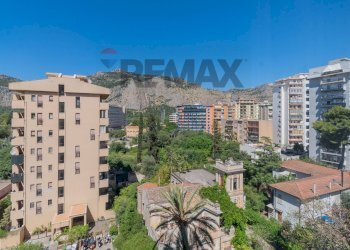 Edificio all\'aperto - Appartamento Via Resuttana
 
331, Palermo - foto 19