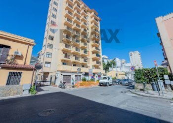 Edificio all\'aperto - Appartamento Via Resuttana
 
331, Palermo - foto 34