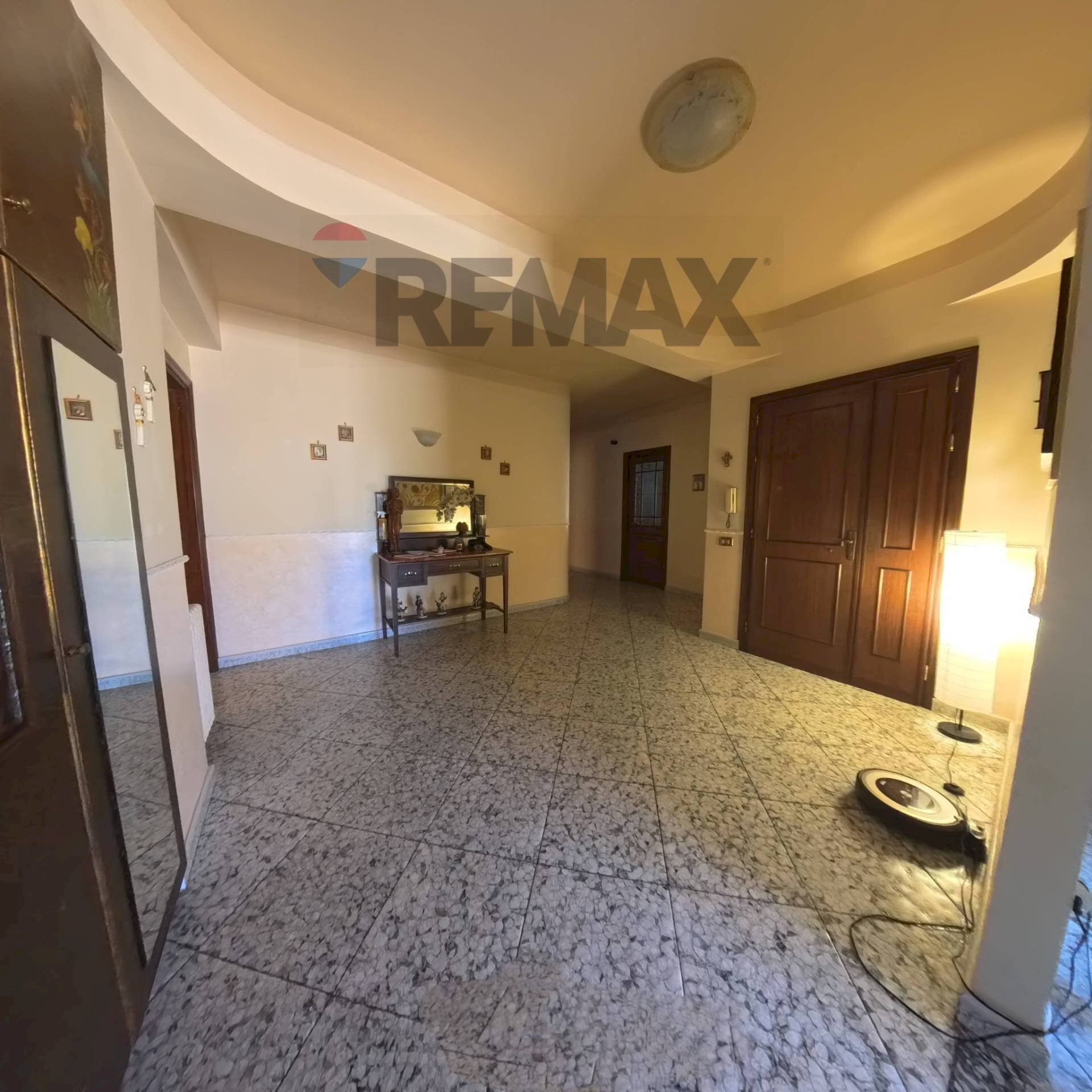 Hall / corridoio - Apartment via Rosolino Pilo, Carini - photo 3