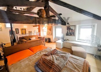 Camera / camera da letto - Semi-detached house via regina, Brienno - photo 9