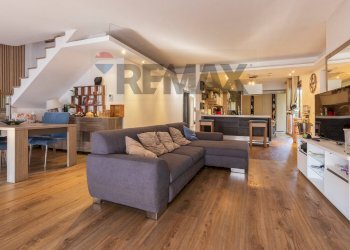Sala da pranzo - Villa Via dei Narcisi
 
1, Castelletto Sopra Ticino - foto 4
