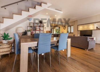 Sala da pranzo - Villa Via dei Narcisi
 
1, Castelletto Sopra Ticino - foto 5