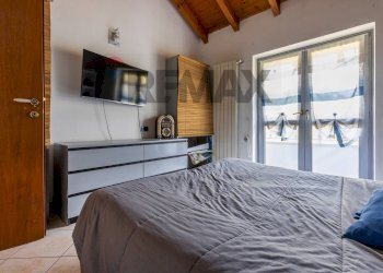 Camera / camera da letto - Villa Via dei Narcisi
 
1, Castelletto Sopra Ticino - foto 15