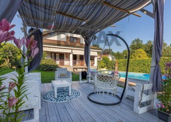 Terrazza - Villa Via dei Narcisi
 
1, Castelletto Sopra Ticino - foto 20