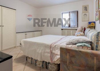 Camera / camera da letto - Villa Via dei Narcisi
 
1, Castelletto Sopra Ticino - foto 35