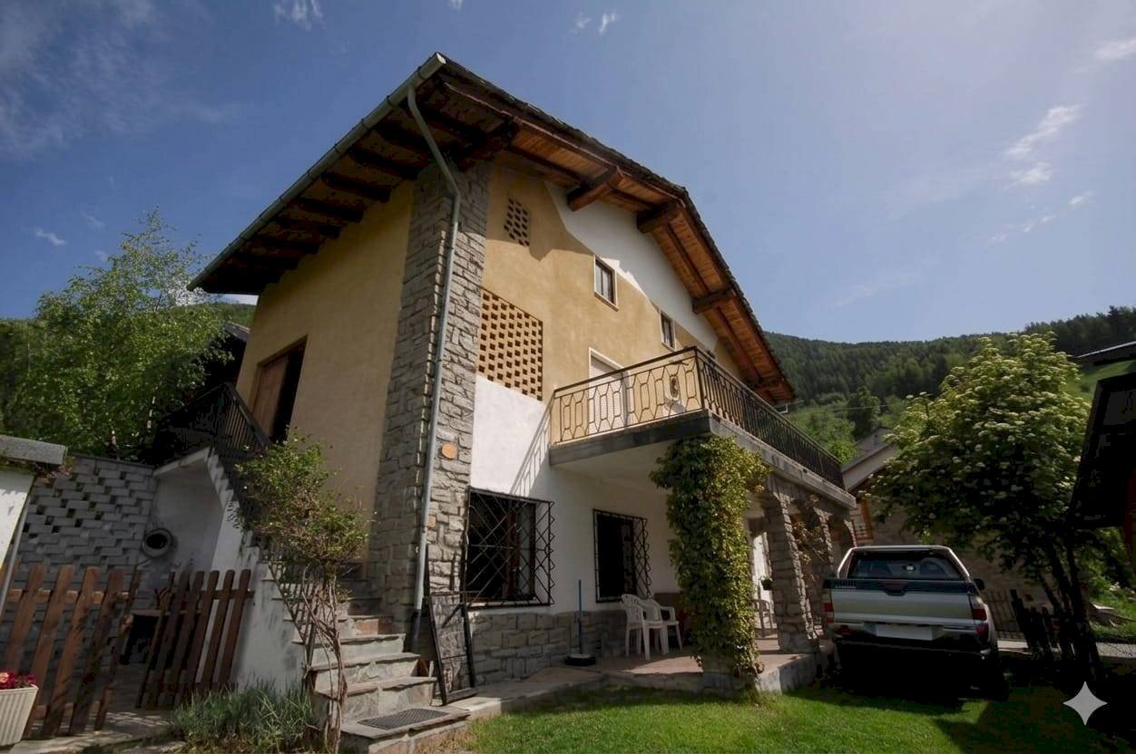 Foto 1 - Villa Località Piscina Salà Dessus
 
465, Charvensod - foto 1