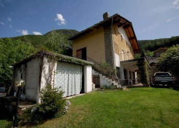 Foto 2 - Villa Località Piscina Salà Dessus
 
465, Charvensod - photo 2