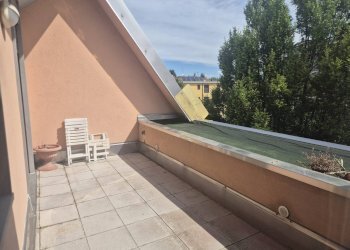 Foto 5 - Three-room apartment Viale Borri
162, Varese - photo 5