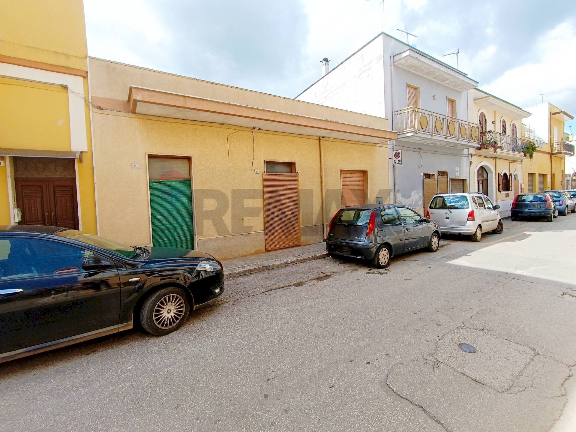 Edificio all\'aperto - Casa indipendente San Vito dei Normanni - foto 3