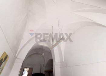 Edificio all\'aperto - Casa indipendente San Vito dei Normanni - foto 19
