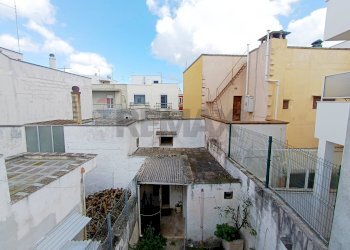 Edificio all\'aperto - Casa indipendente San Vito dei Normanni - foto 27