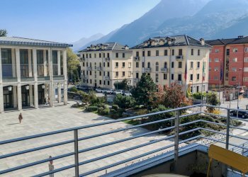 Foto 1 - Four-room apartment Via Losanna
 
5, Aosta - photo 1