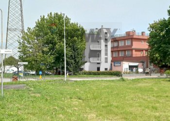 Edificio all\'aperto - Three-room apartment Via Brigate Partigiane
 
14, San Giuliano Milanese - photo 5