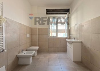 Bagno - Three-room apartment Via Brigate Partigiane
 
14, San Giuliano Milanese - photo 8
