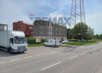 Edificio all\'aperto - Three-room apartment Via Brigate Partigiane
 
14, San Giuliano Milanese - photo 22