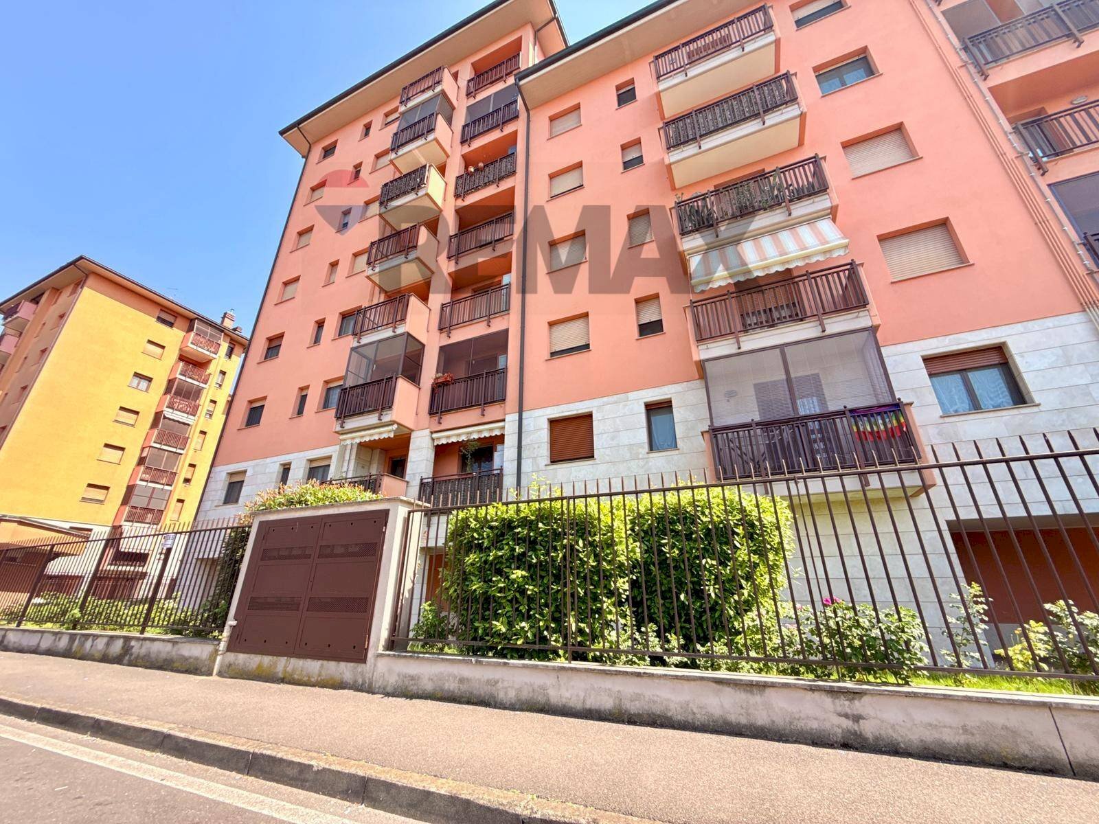 Edificio all\'aperto - Bilocale via bambini di beslan
6, San Giuliano Milanese - foto 3