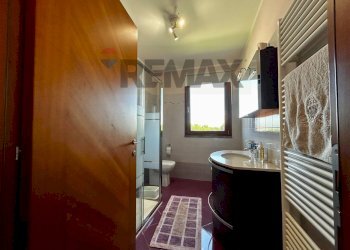 Bagno - Villa a Schiera Via Montello
124, Visco - foto 7