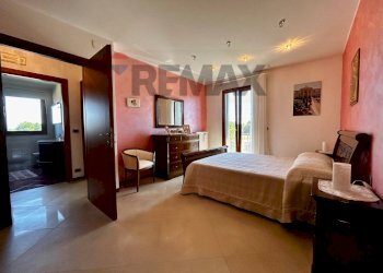 Camera / camera da letto - Villa a Schiera Via Montello
124, Visco - foto 8