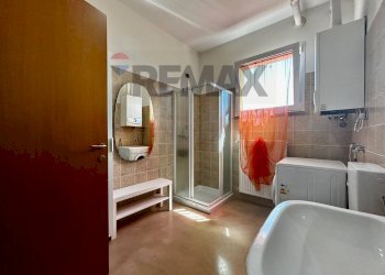 Bagno - Villa a Schiera Via Montello
124, Visco - foto 13