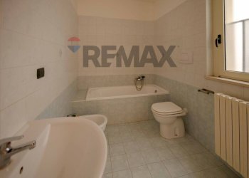 Bagno - Three-room apartment Traversa Ottava di via Durazzo
 
11/9, Bitonto - photo 4