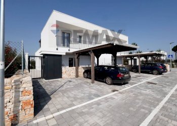 Casa all\'aperto - Villa Strada Torrebella
 
6, Bari - foto 4