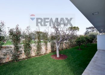 Giardino - Villa Strada Torrebella
 
6, Bari - foto 10