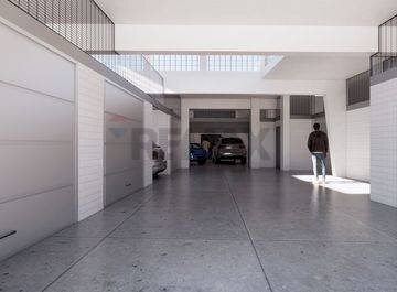 Parcheggio - Box Via Luca De Samuele Cagnazzi
 
16/18, Bari - foto 1