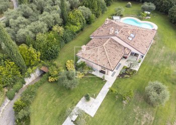 Foto 3 - Villa via Tione
 
22, Castelnuovo del Garda - foto 3