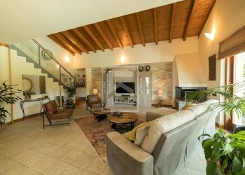 Foto 46 - Villa via Tione
 
22, Castelnuovo del Garda - foto 46