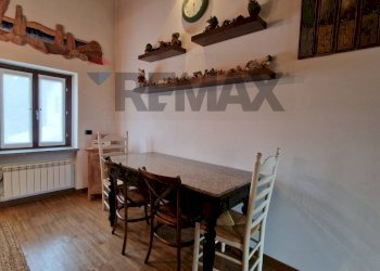 Sala da pranzo - Bilocale Via Tonale
 
4, Besnate - foto 14