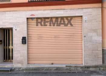 Edificio all\'aperto - Commercial Premises Via Colomba Antonietti
16A, Cagliari - photo 7