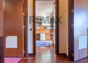 Hall / corridoio - Villa Oristano - photo 16