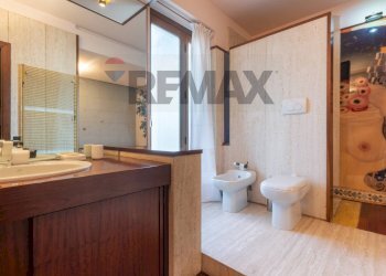 Bagno - Villa Oristano - photo 21