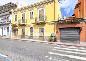 Foto 1 - Quadrilocale Via Vittorio Emanuele, Giardini-Naxos - foto 1