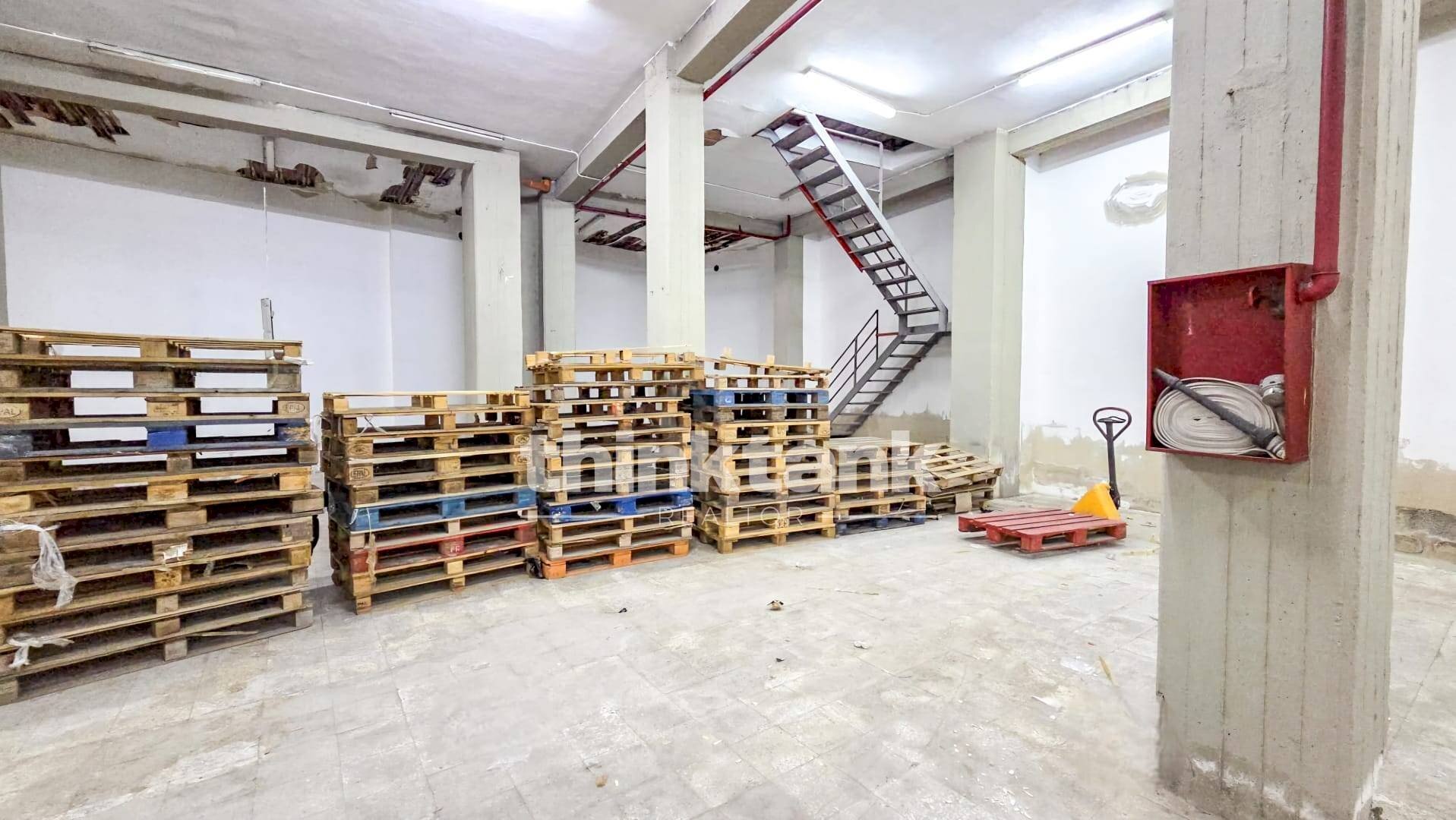 Foto 3 - Warehouse Via Edmondo De Amicis
snc, Catania - photo 3