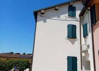 Facciata - Villa via Ponte Pietra, Mirandola - photo 3
